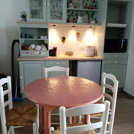 La Bk'ne 2 A 4 Personnes Apartman